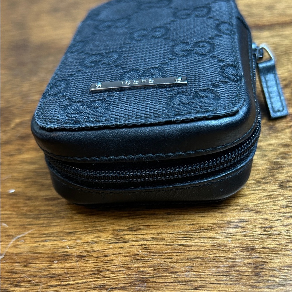 Gucci Authentic Case - Picture 6 of 16